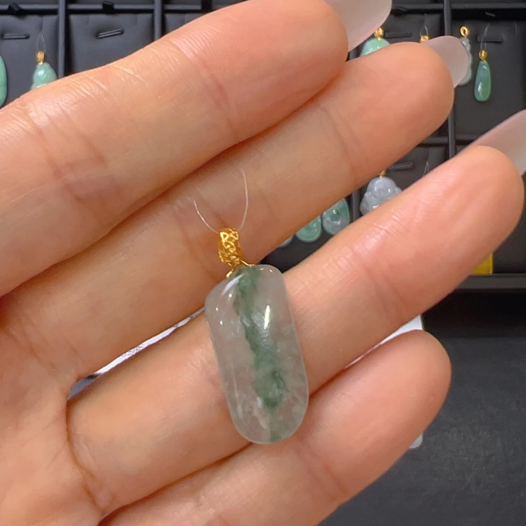 吊坠(不含链)18K金镶嵌翡翠