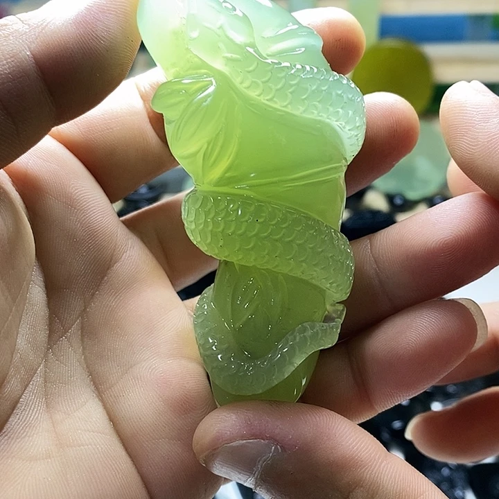 岫玉未镶嵌手把件