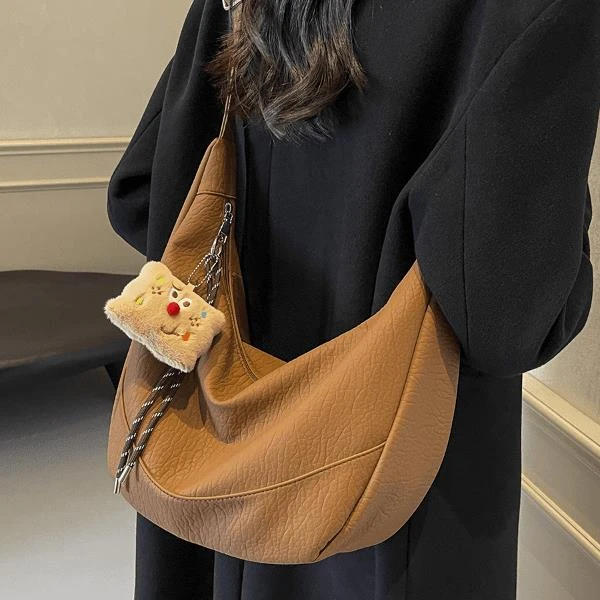 简约软面大容量包包女2024新款单肩包时尚洋气秋冬复古通勤斜挎包