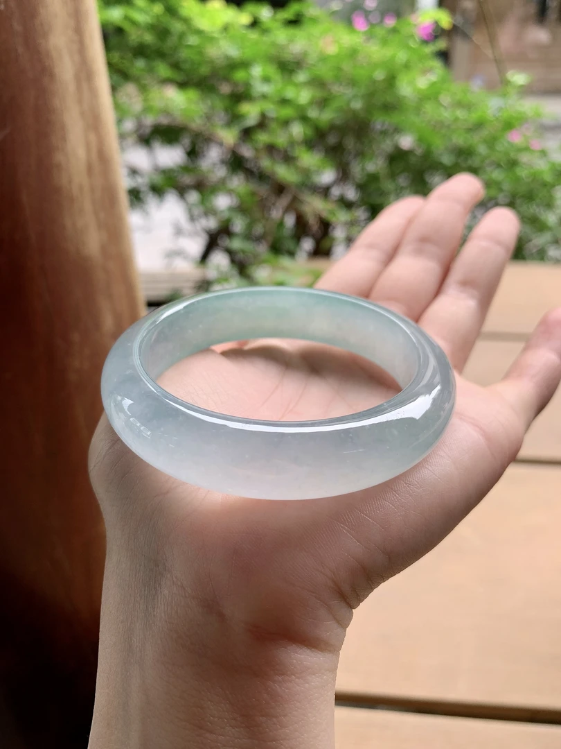 天然A货翡翠玉手镯圈口54正圈冰种起荧光飘晴绿 A505242033