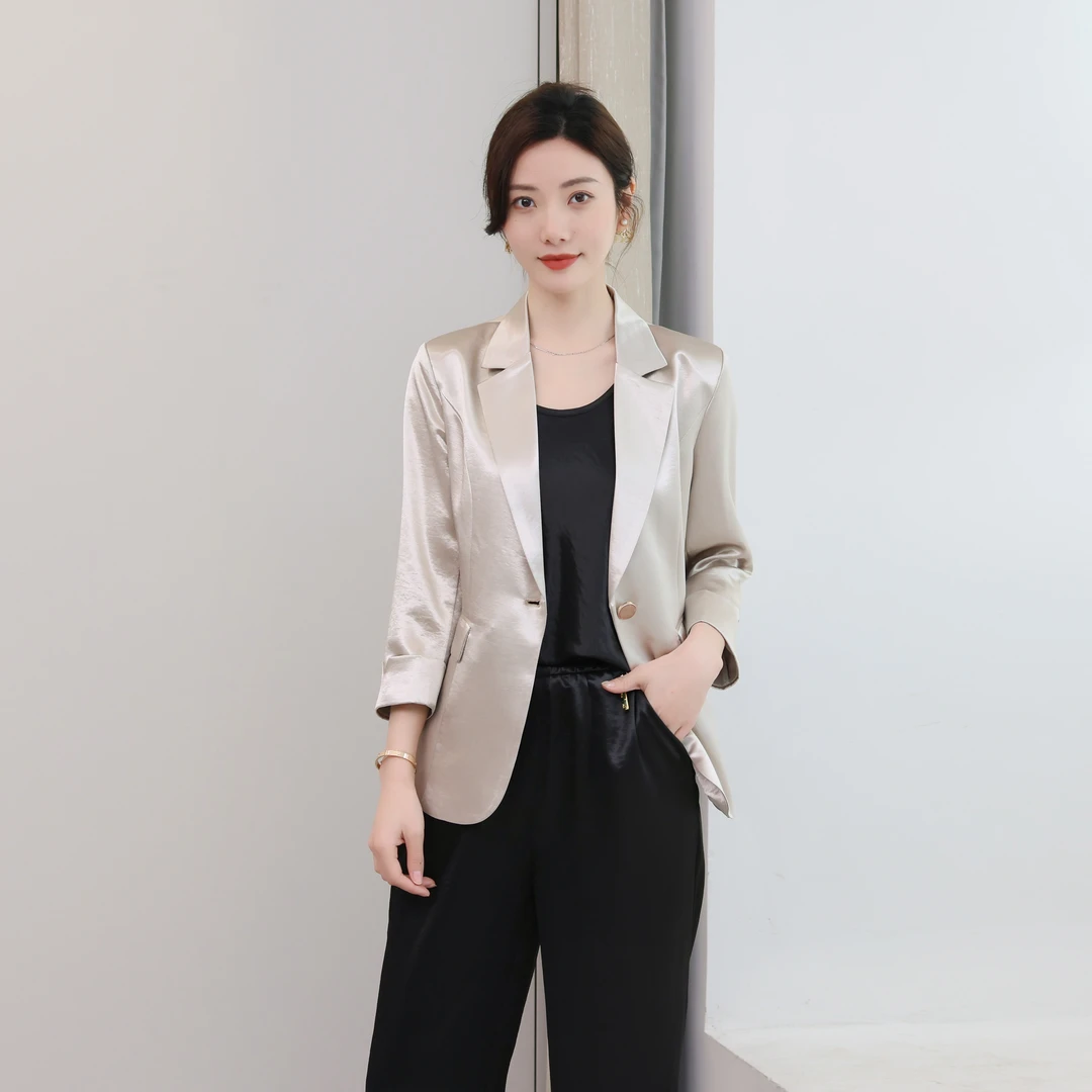 高档春夏季新款女大码胖mm时尚减龄气质翻领显瘦西服L05
