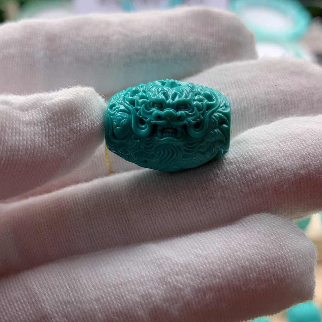 绿松石配饰未镶嵌