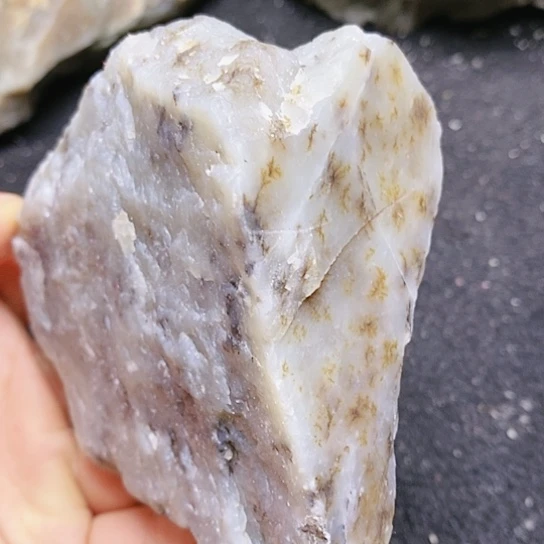 和田玉（糖玉）未镶嵌珠宝半成品