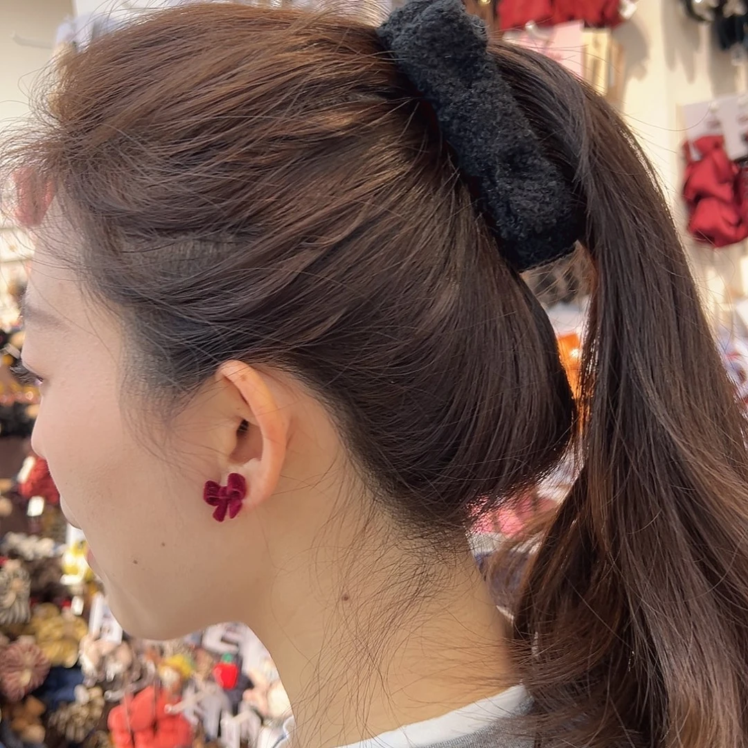 布艺铁合金黑色毛毛 小号