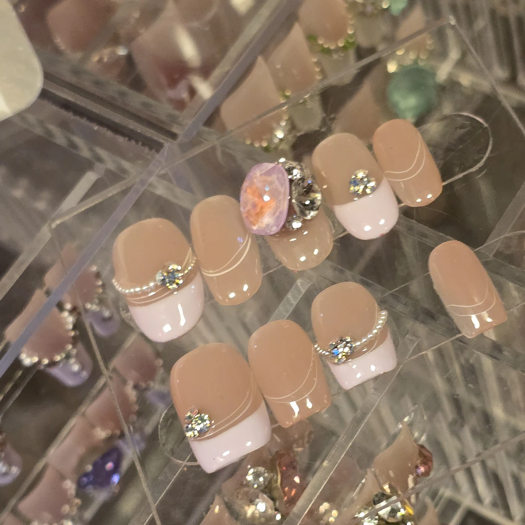 242 序号 | 款式待定丨 预售  七天左右发货| INS穿戴甲