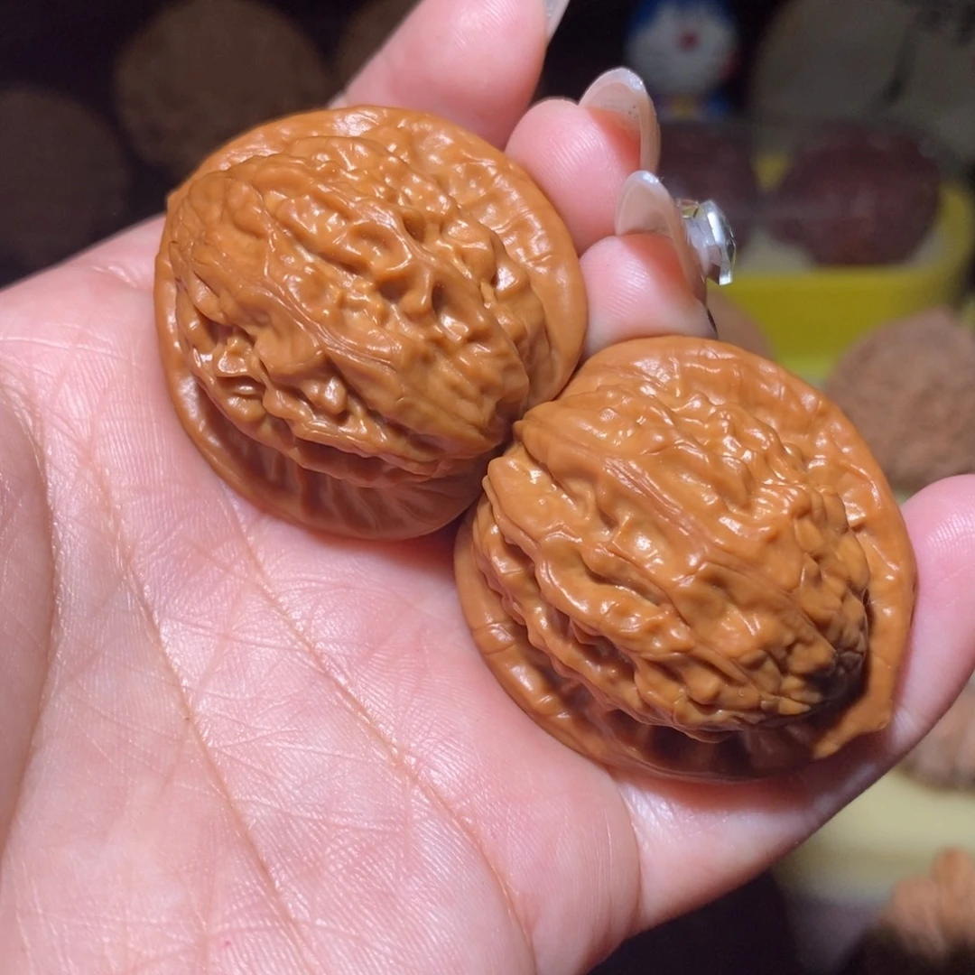 文玩核桃吊坠大红袍36.5