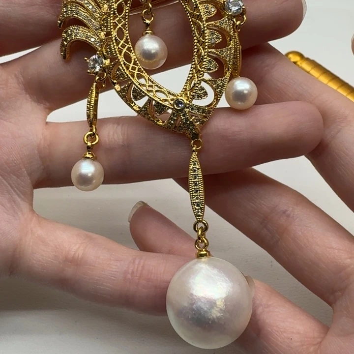 胸针拼合珍珠（马贝珠）未镶嵌