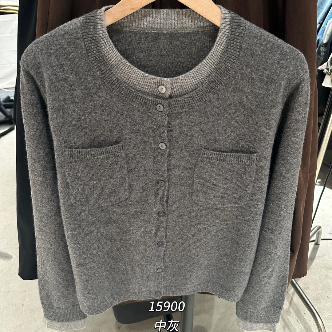 15900（部分无水洗唛，介意慎拍）WANGDAN新款假两件针织开衫外套