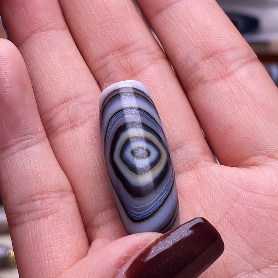 鲲***玛瑙/玉髓未镶嵌颈饰