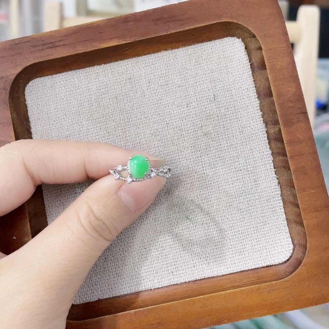 颈饰未镶嵌翡翠天然翡翠Ａ货