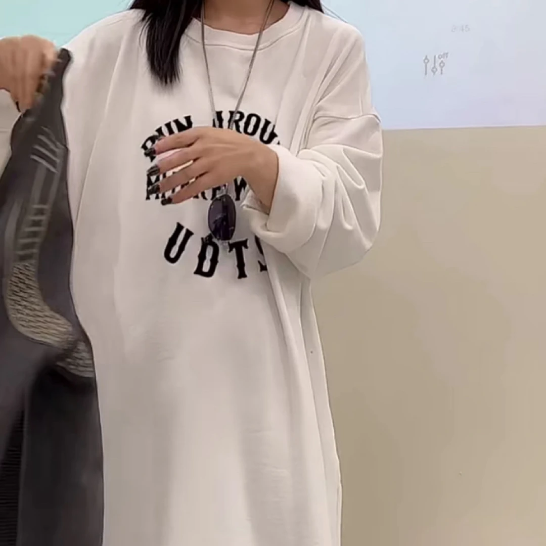 886欧美风减龄遮丑百搭慵懒黑字母白色卫衣裙78