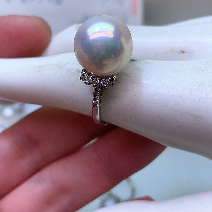 银S925镶嵌耳饰淡水珍珠