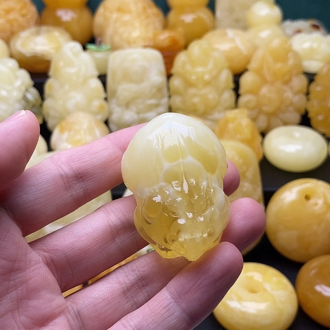 琥珀颈饰未镶嵌琥珀蜜蜡吊坠