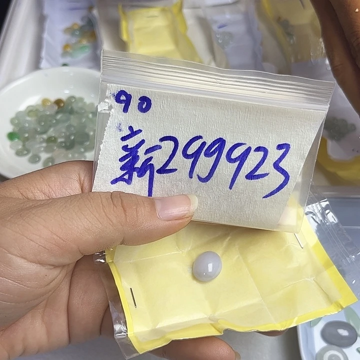 新***帘未镶嵌定制翡翠不退