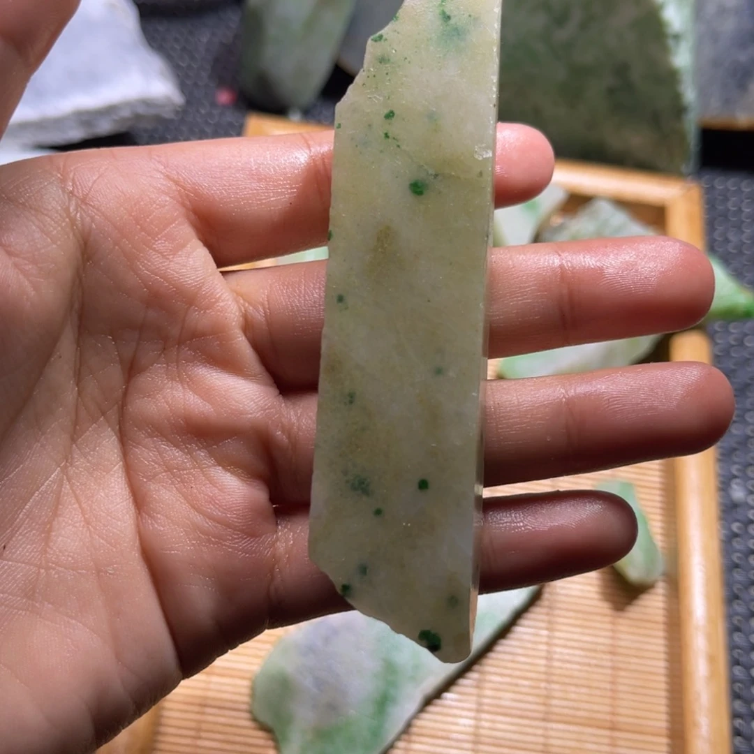 未镶嵌和田玉挂件雷*族