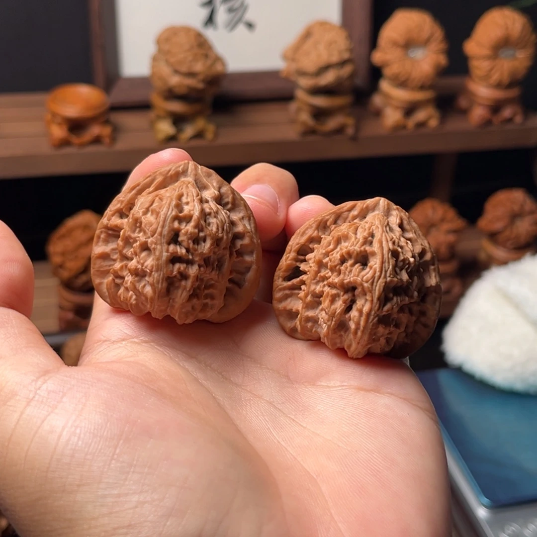 核桃41mm全品三角白，头货，一物一图
