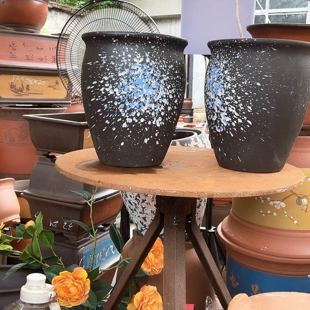 刘黑泼墨两个花盆紫砂花盆