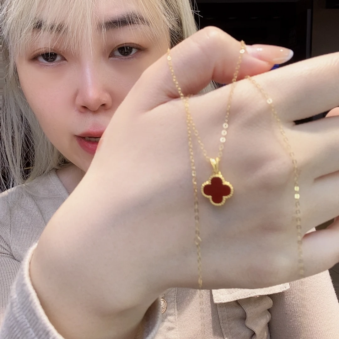 玛瑙/玉髓18K金镶嵌项链10mm红花