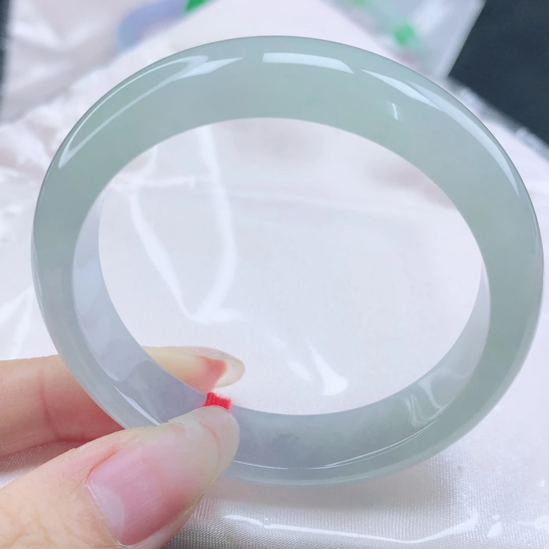 翡翠未镶嵌手镯缅甸51.5冰种渐变正圈