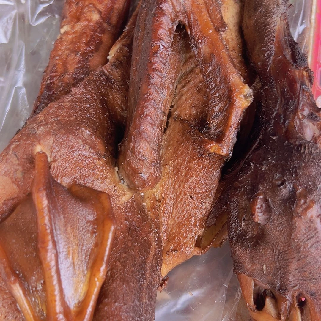 平***淡中国大陆代购五花肉+熏鸭