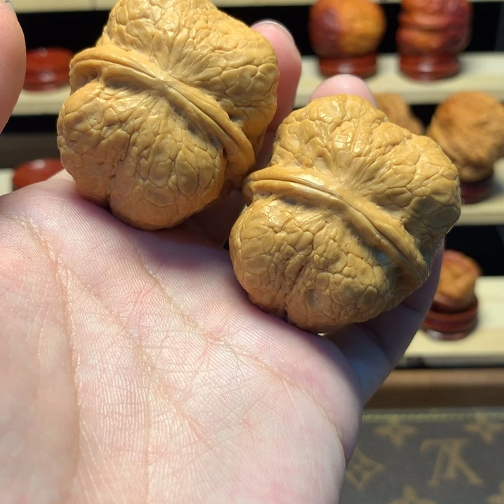 把件文玩核桃46方尊