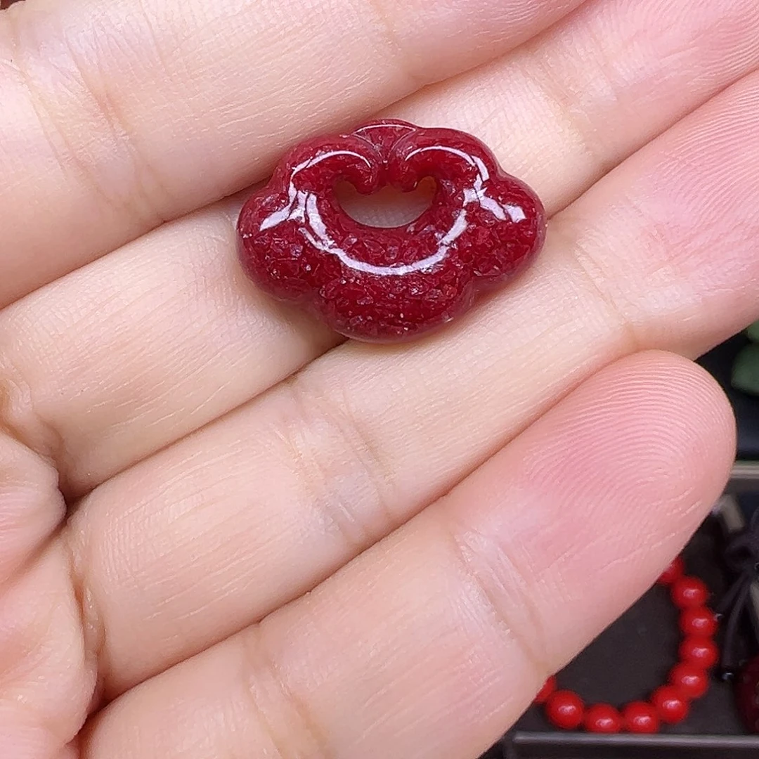天然辰砂晶体如意