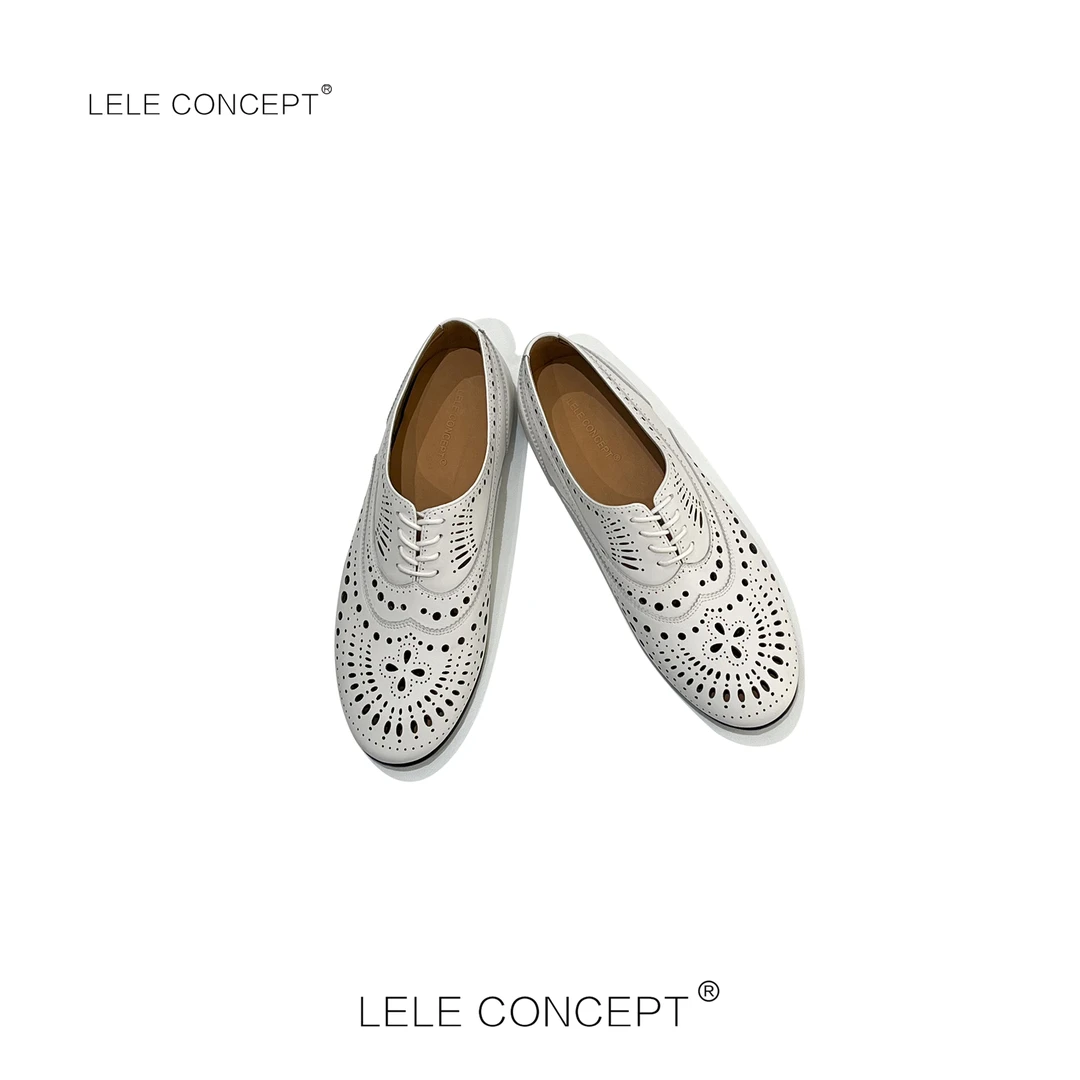 LELE CONCEPT丨都市清新轻奢风扣花平底鞋X0229