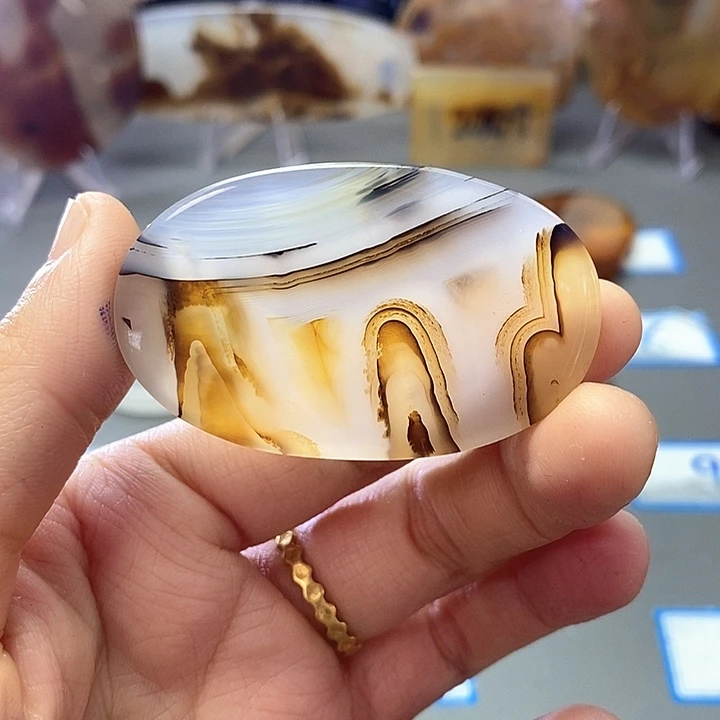 玛瑙/玉髓未镶嵌珠宝半成品