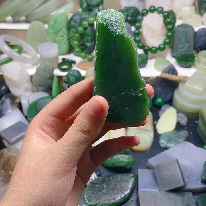 和田玉（碧玉）未镶嵌挂件