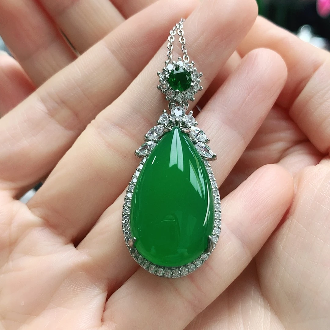 玛瑙/玉髓合金吊坠