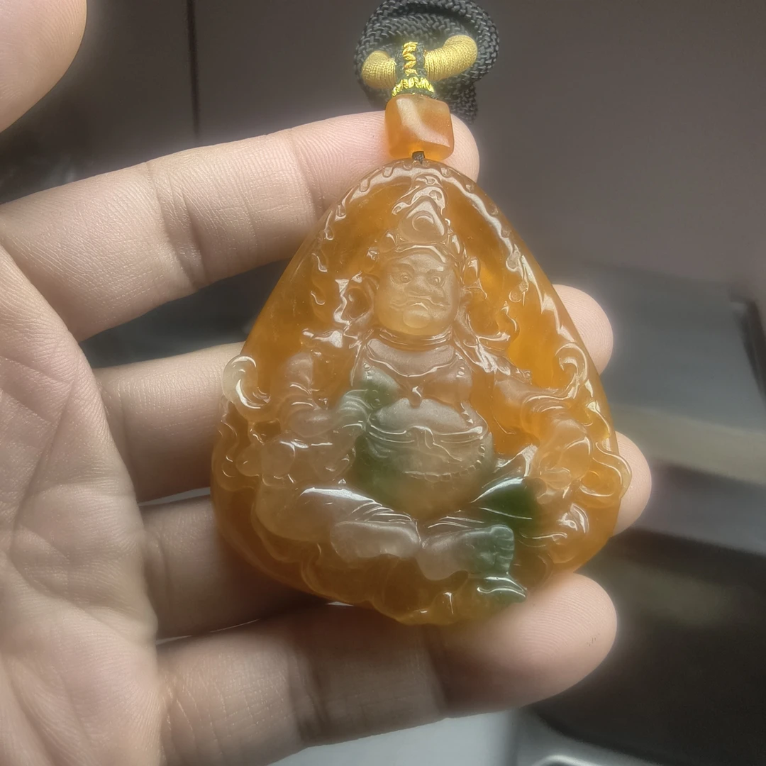 挂件黄财神精工雕刻