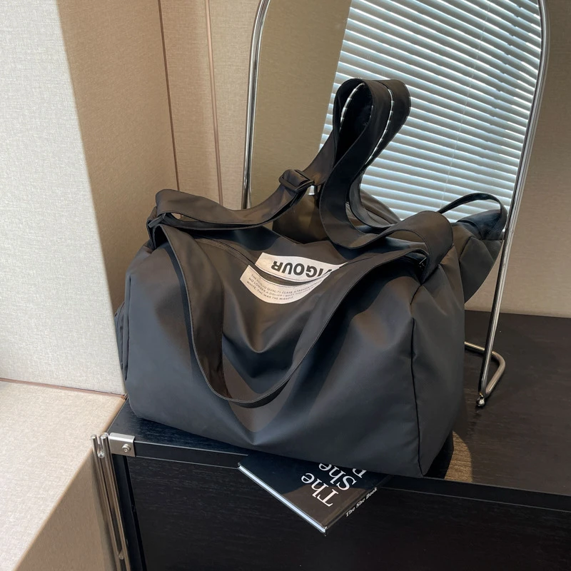 新款跨境防泼水大容量干湿分离旅行袋休闲收纳瑜伽游泳运动健身包