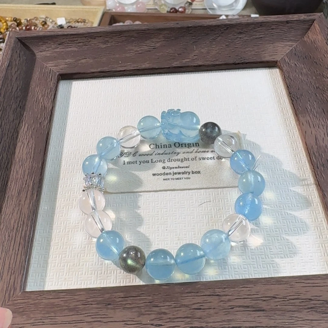 水晶手串未镶嵌真****.海蓝宝