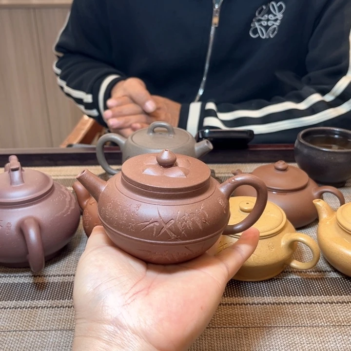 茶壶紫砂双线茭花150 CC