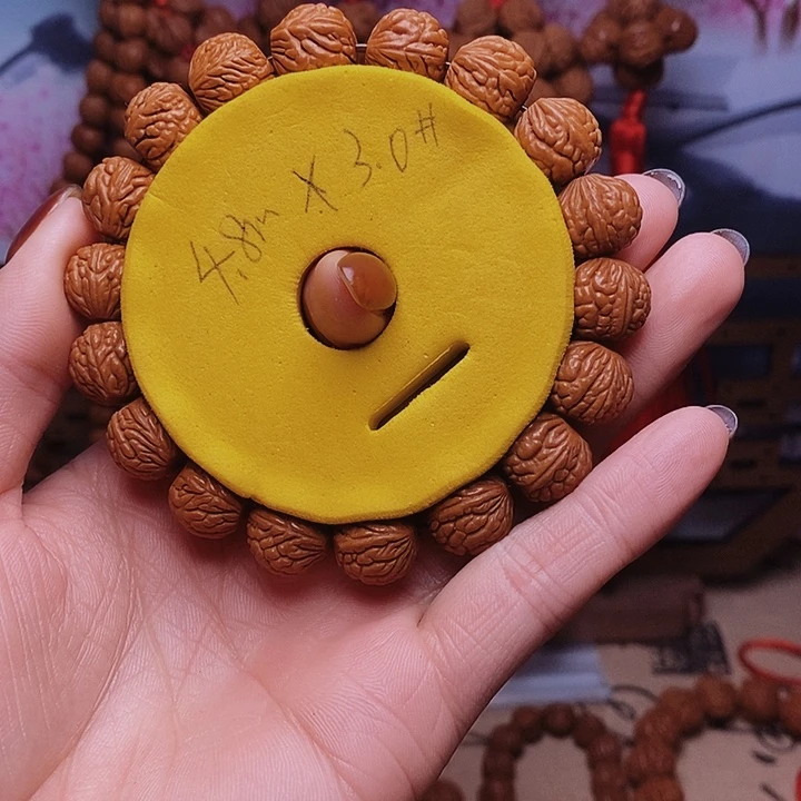 吊坠桃核龙纹桃枭