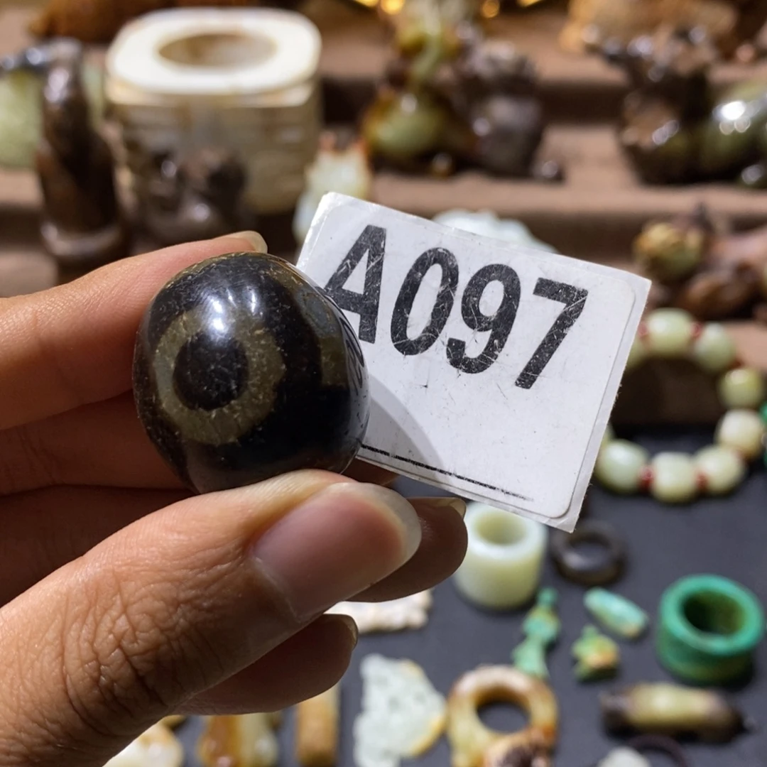 未镶嵌颈饰玛瑙/玉髓