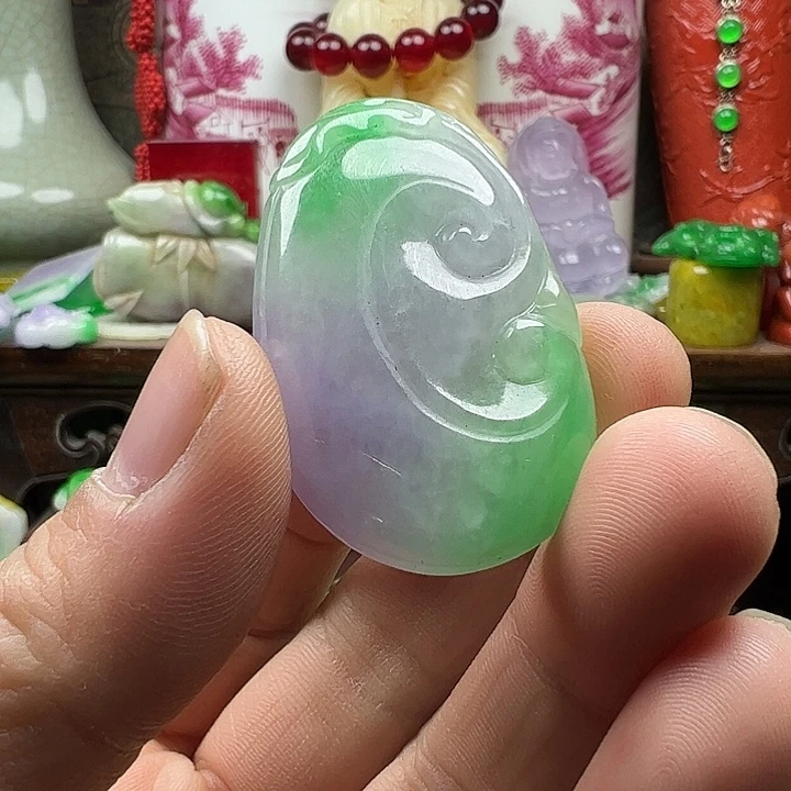 翡翠未镶嵌颈饰嗯，场福利进来看看