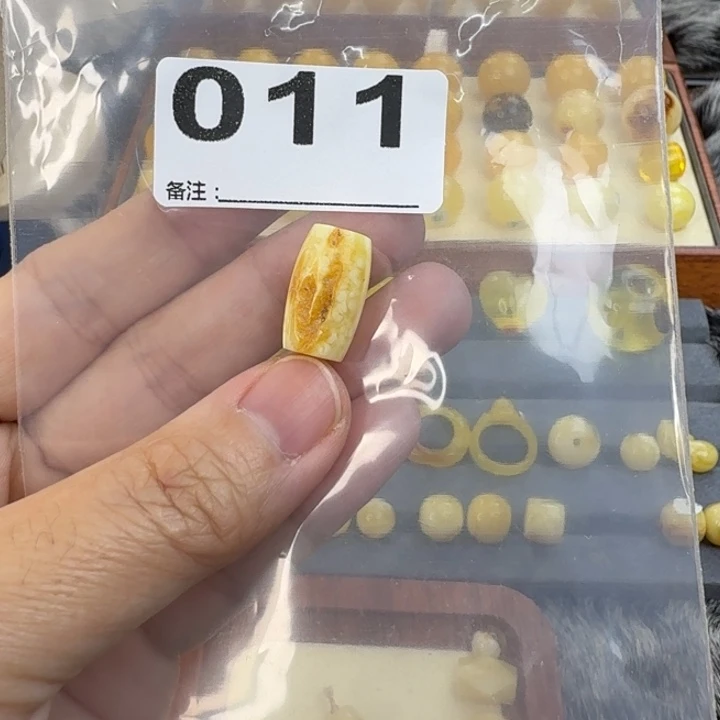 琥珀未镶嵌手链直切桶珠10.2*17