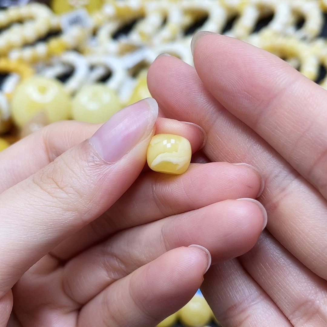 未镶嵌蜜蜡裸石老型10✖️8.5mm瑕