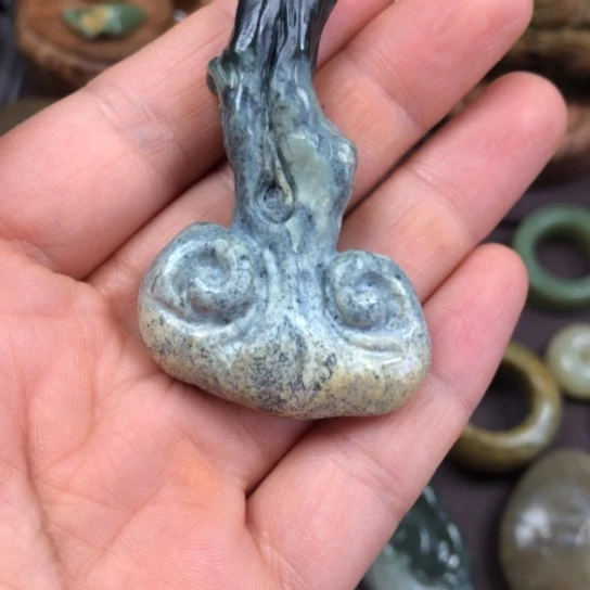 岫岩河磨玉（透闪石质玉）未镶嵌挂件