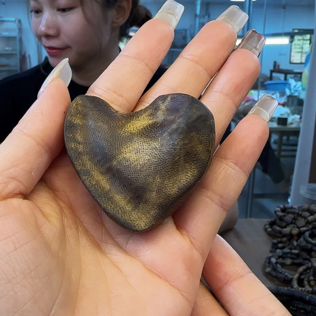 沉香吊坠杨*杨多样性发货1条7.3