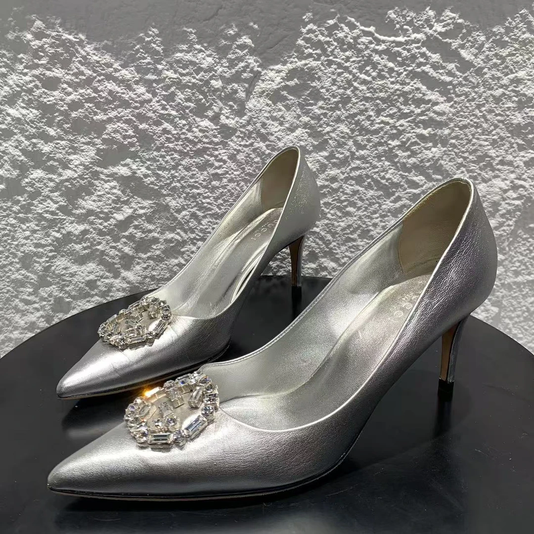 99新 GUCCI/古驰 37码/无配件/银色水钻尖头细跟双G高跟鞋xxs841