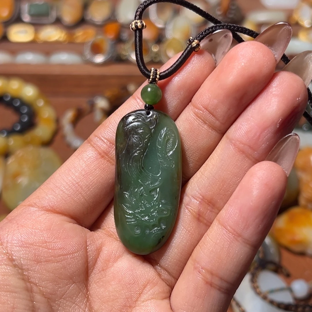 和田玉未镶嵌颈饰