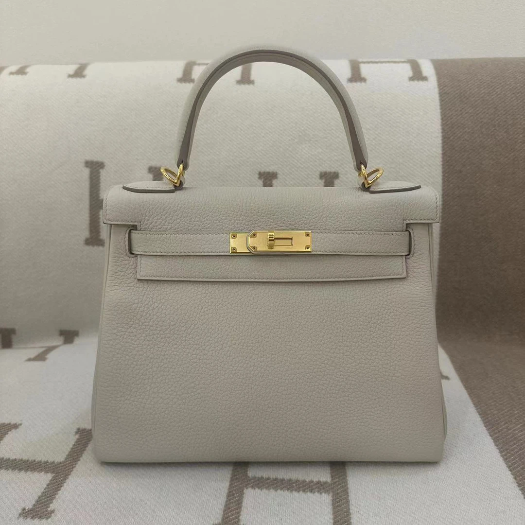 99新 Hermes/爱马仕 Kelly28 冰川白 金扣 togo B刻 手提包