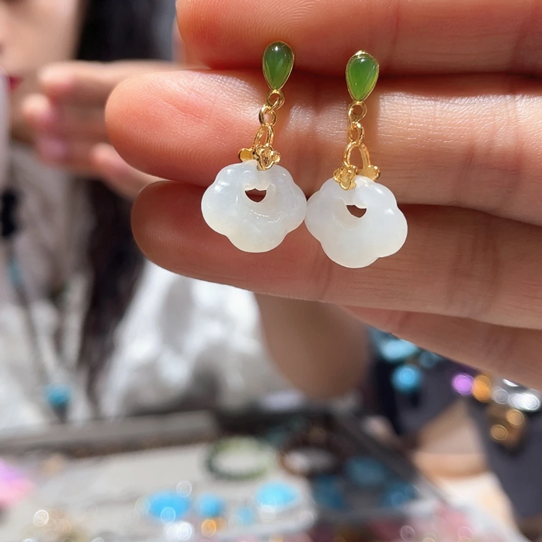 和田玉银S925镶嵌耳饰大气款