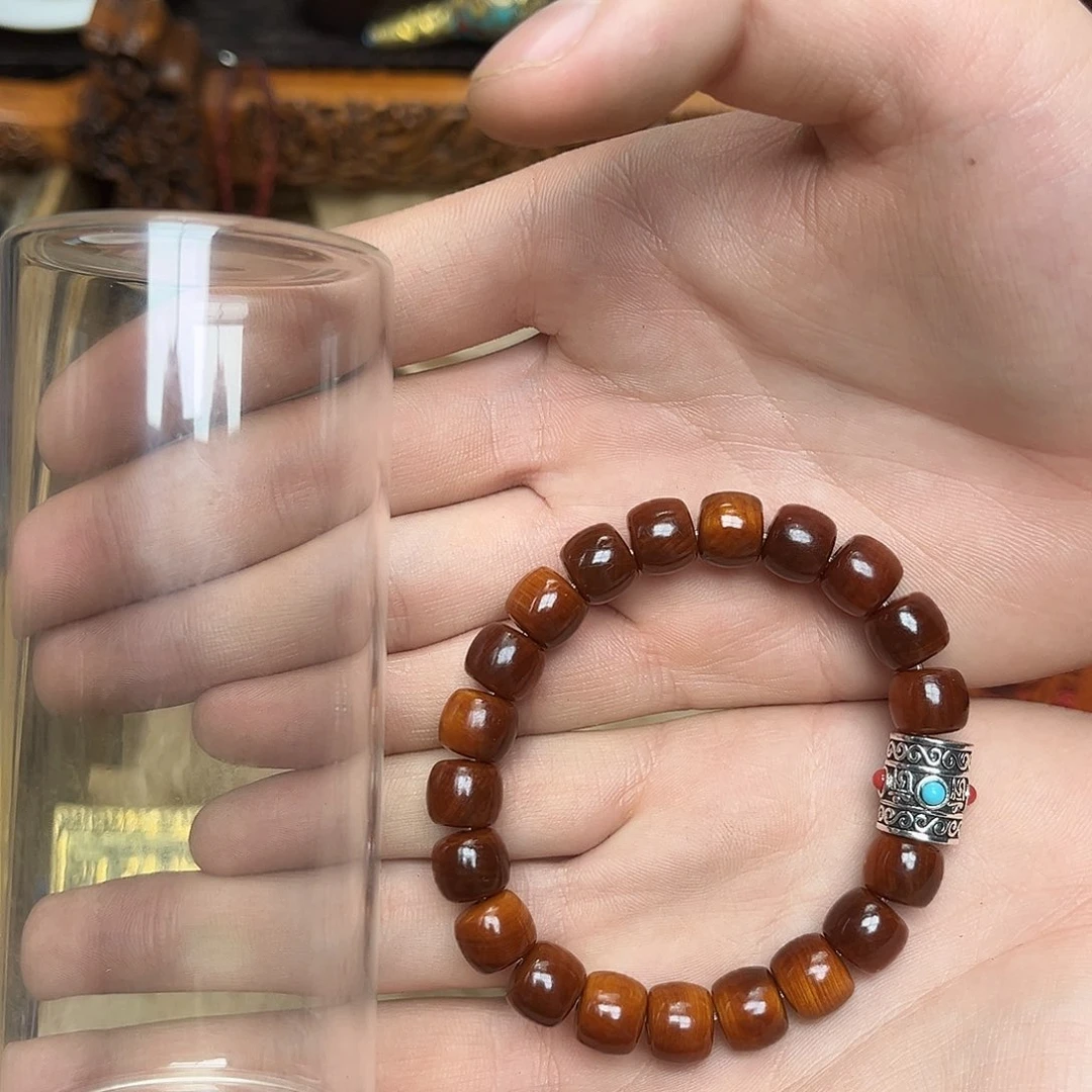 大叶紫檀（黑酸枝木类）