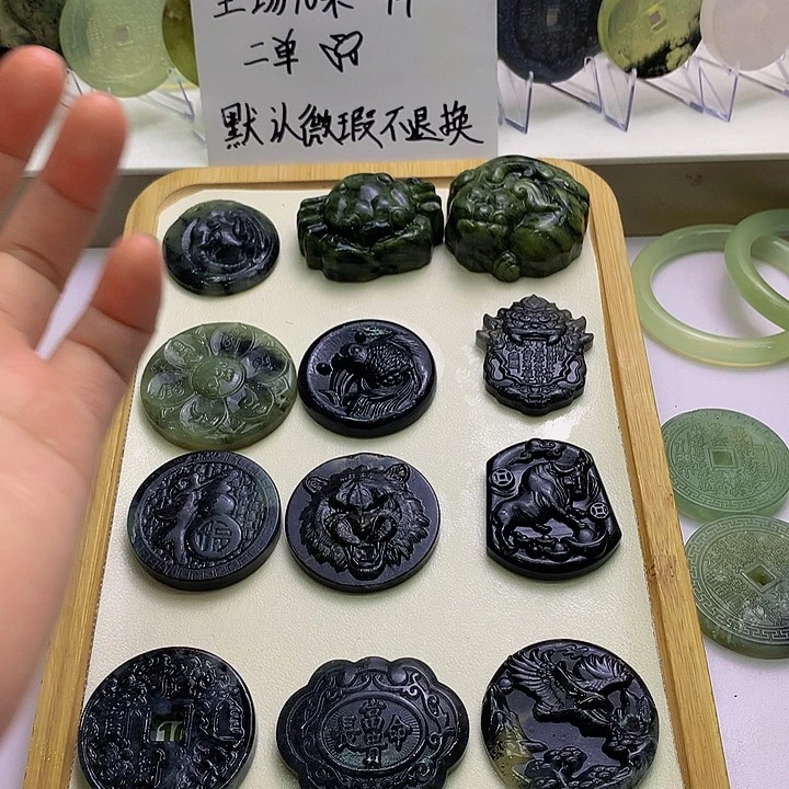 未镶嵌蛇纹石玉项链