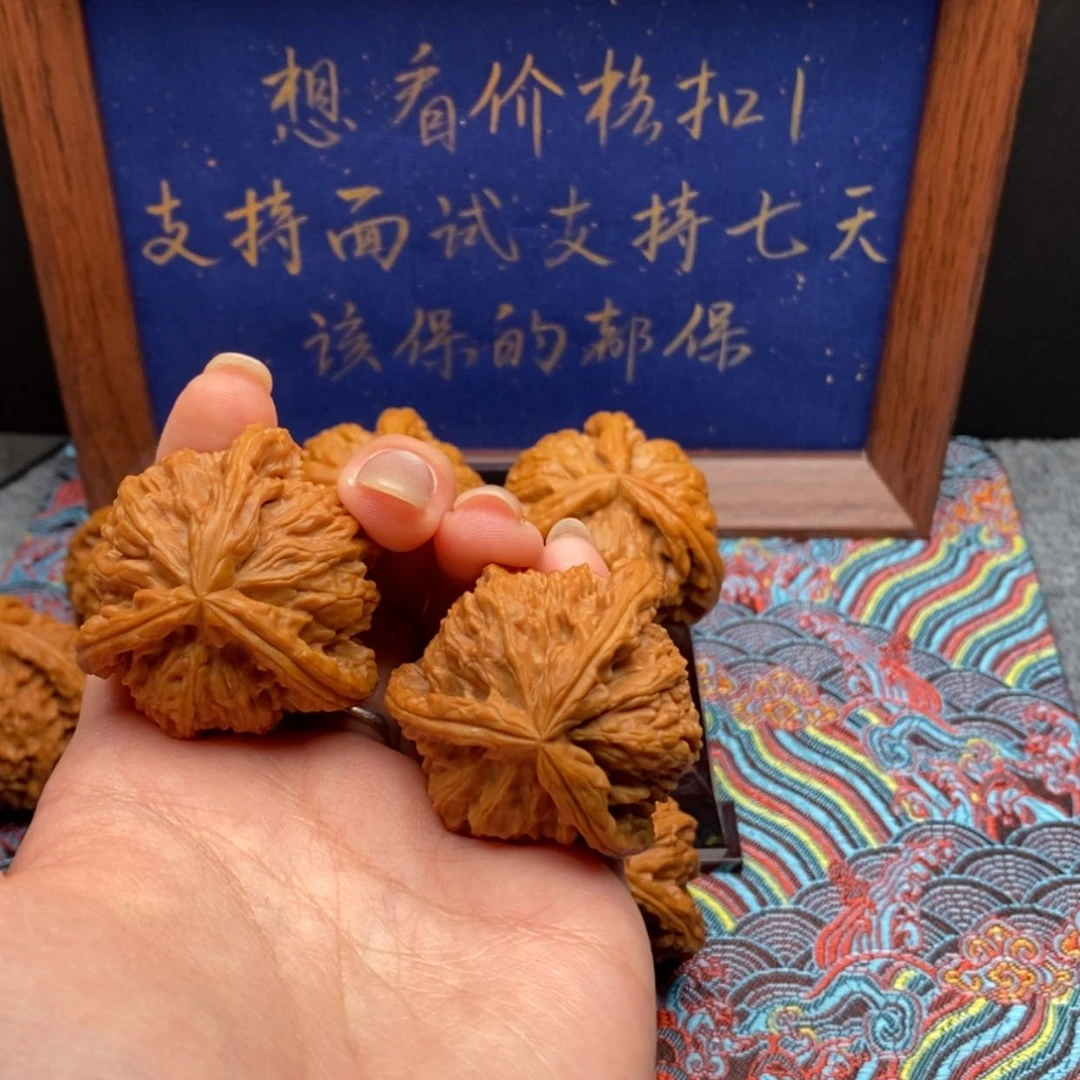【闪购商品】乔****o白狮