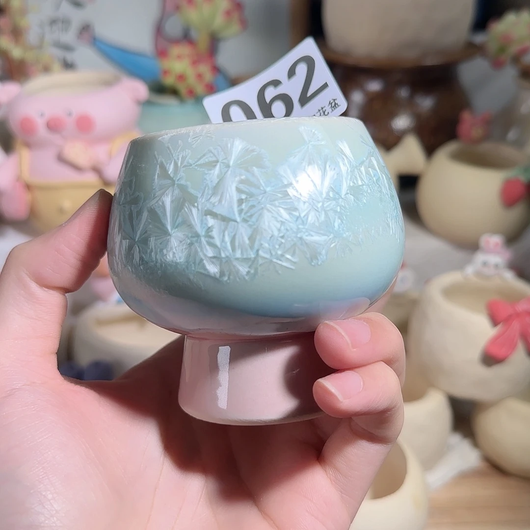 闫***涵062 口5 默认微瑕 非偏远两单包邮