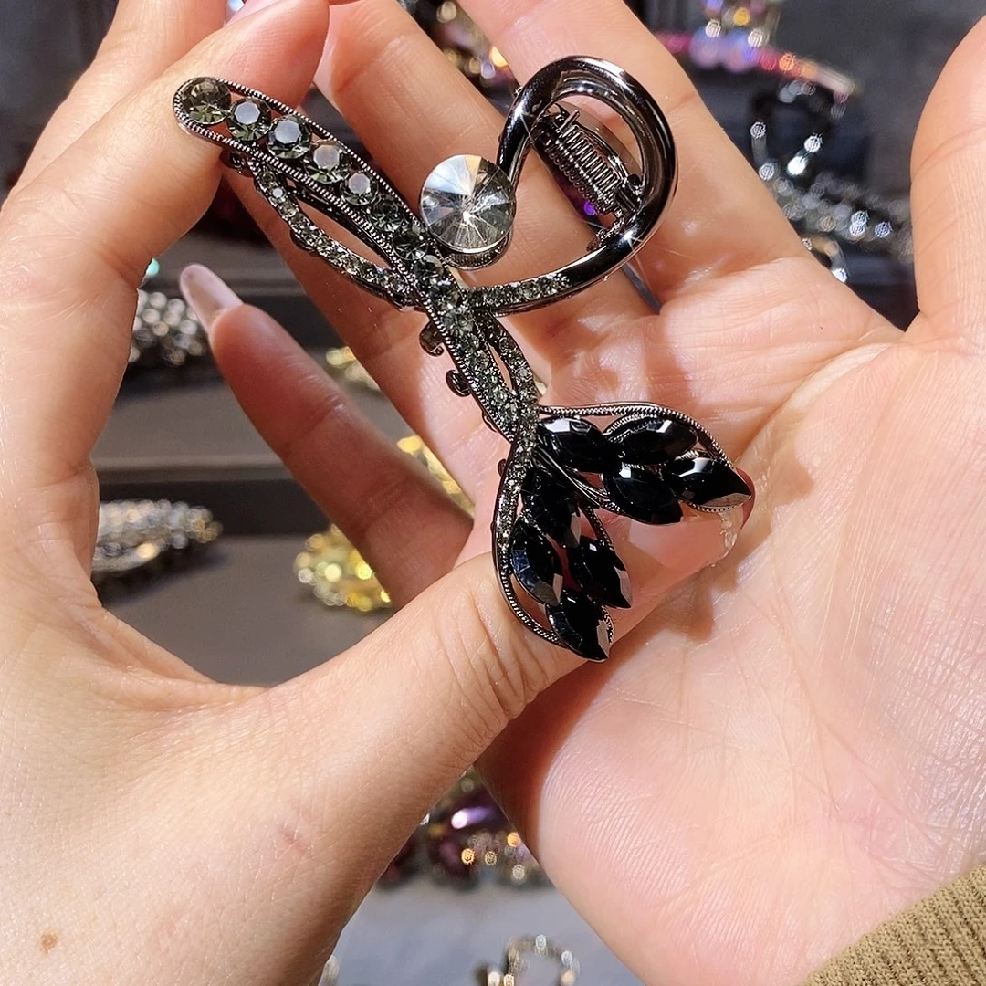皮质铁合金一切就